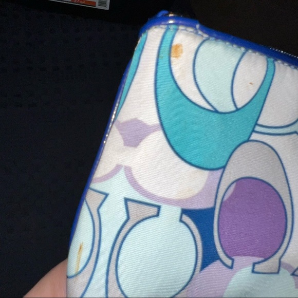 Coach Ashley Signature Royal Blue Large Wristlet. - Picture 5 of 5